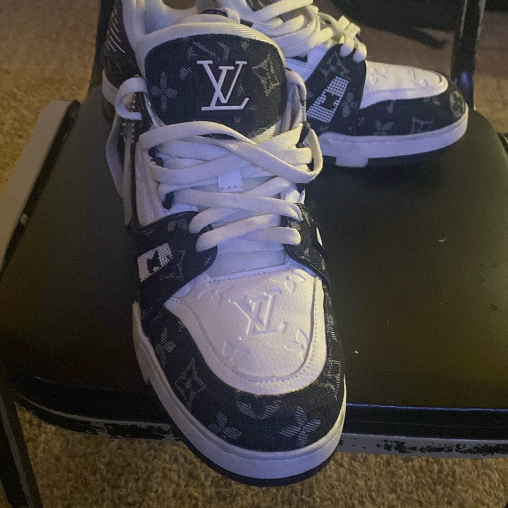 LV TRAINERS SIZE 11!!NEXT DAY SHIPPING